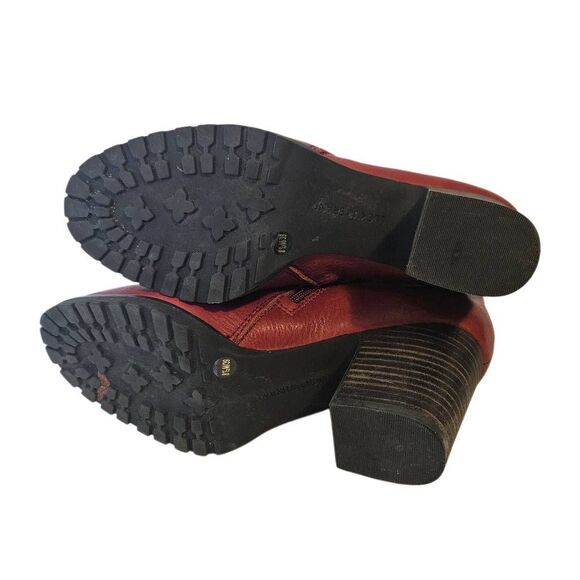 Lucky Brand Nilafa red leather booties, double zip, block heel. Size 8.5. - Picture 5 of 6